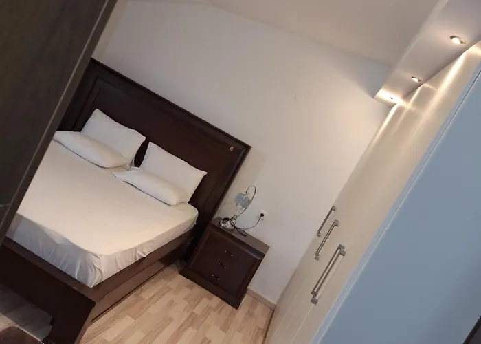 Revisapartments Brown