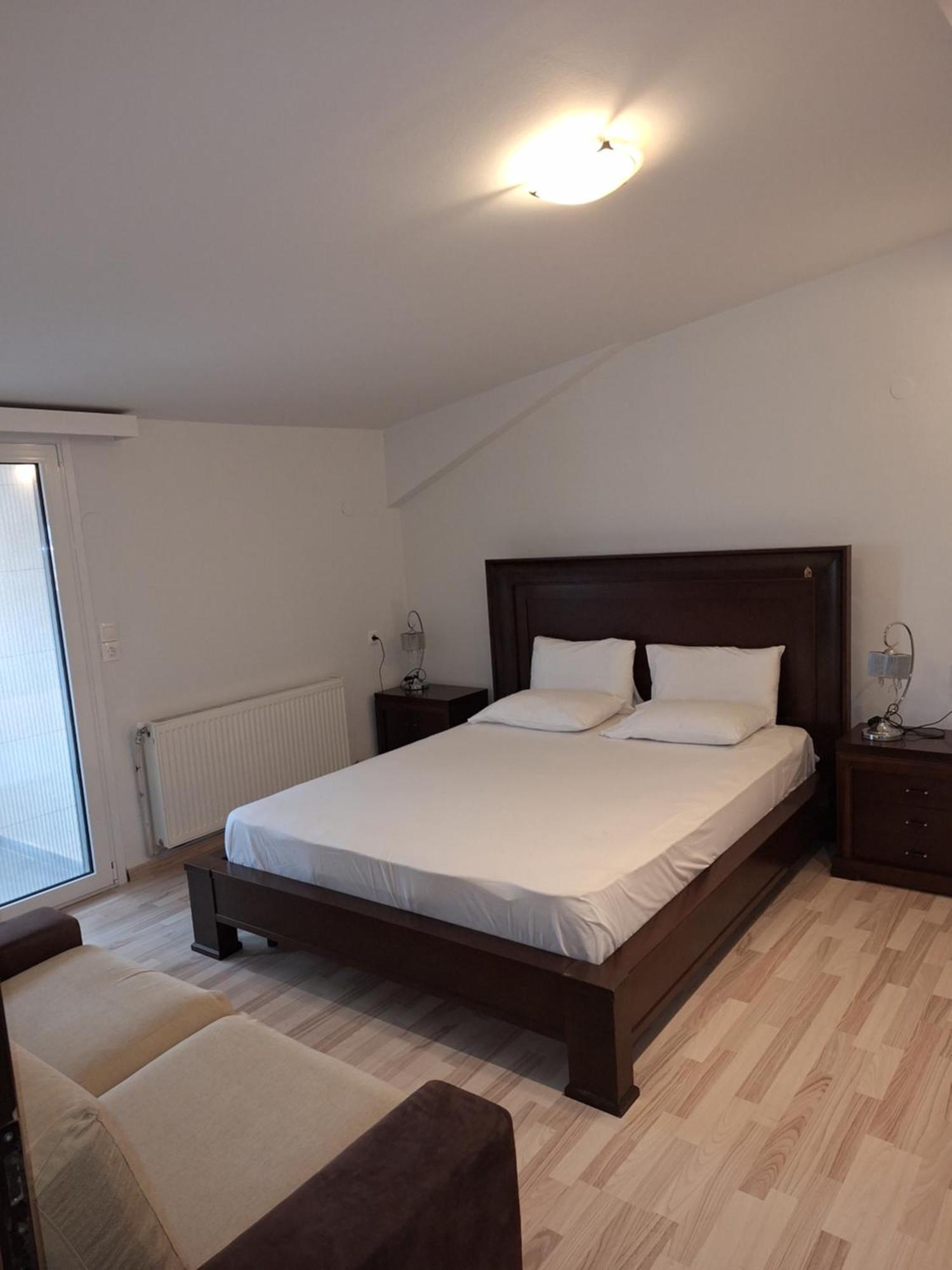 Revisapartments Brown Apartment Neos Marmaras